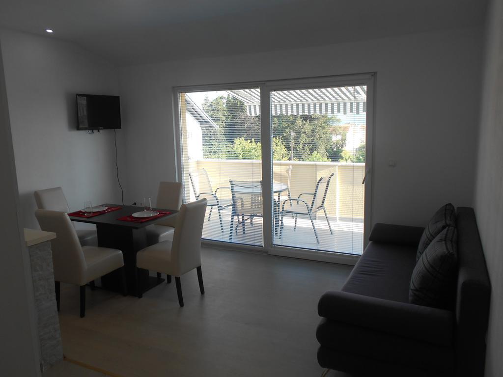 Apartment Cherry Kaštela 部屋 写真