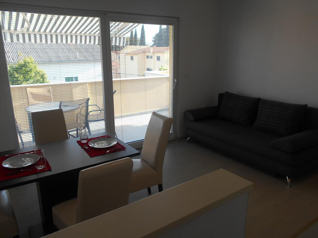 Apartment Cherry Kaštela 部屋 写真
