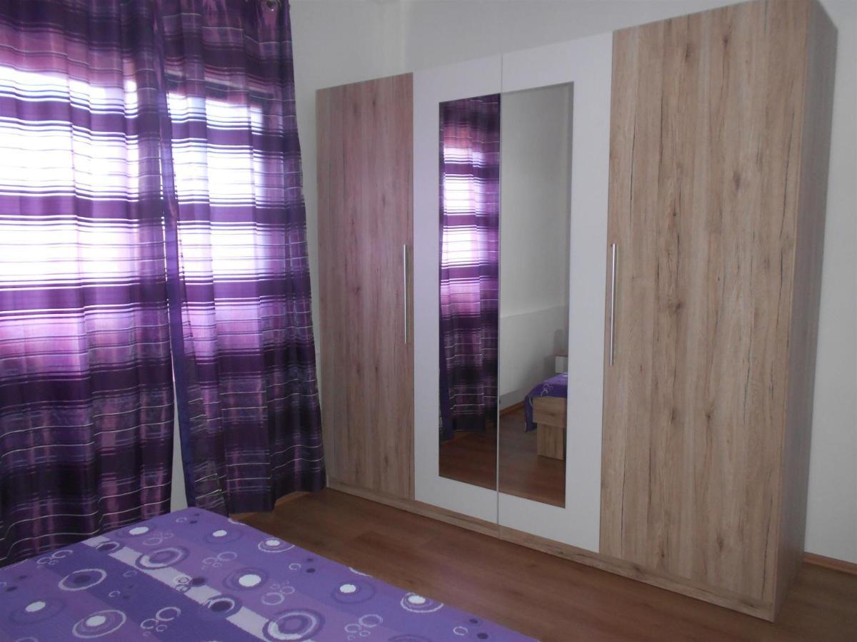 Apartment Cherry Kaštela エクステリア 写真