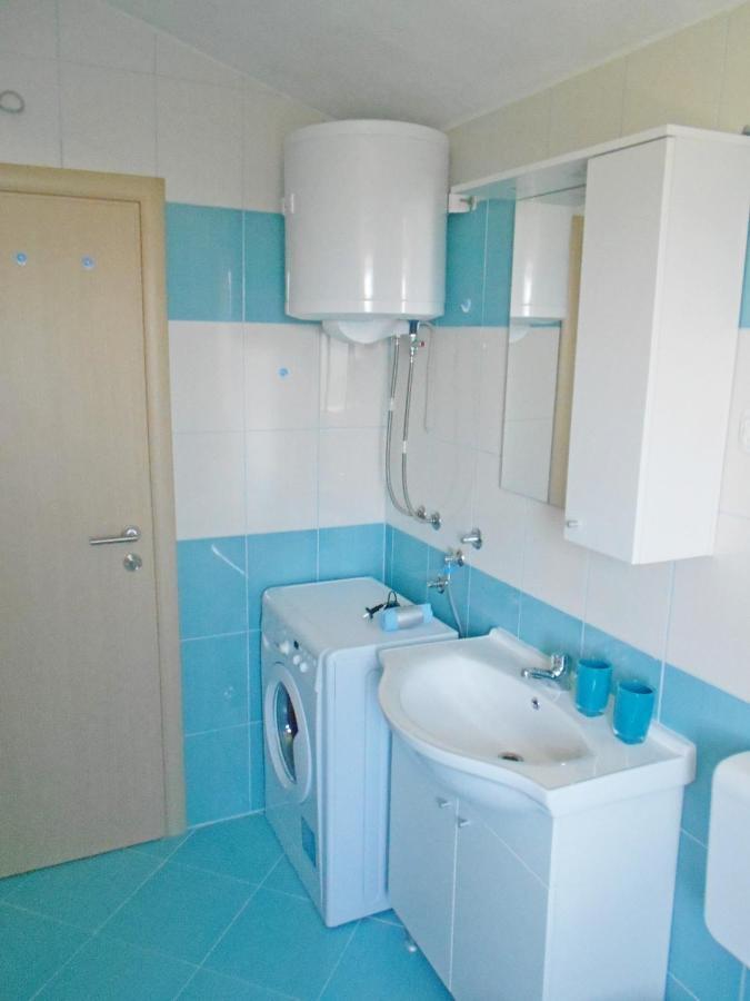 Apartment Cherry Kaštela エクステリア 写真