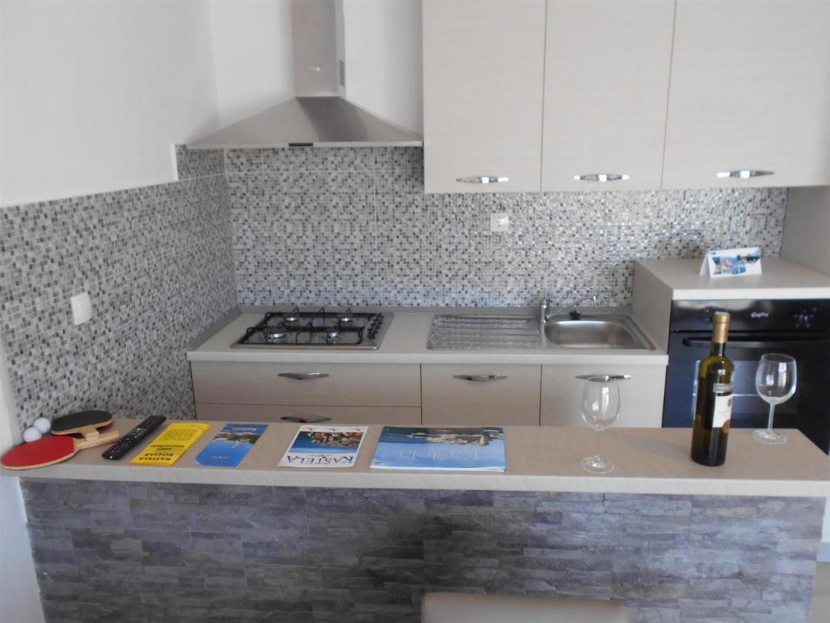 Apartment Cherry Kaštela エクステリア 写真